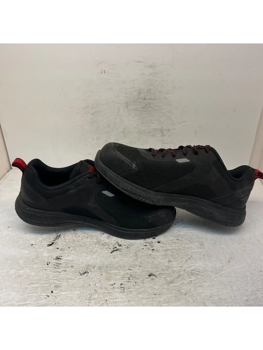 AGGRESSOR Men's 3000 Steel Toe SP FreshTech Athletic Work Shoes Black Size 10.5M